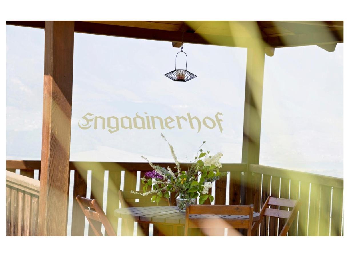 Engadiner Apartments & Wines Montagna Kültér fotó